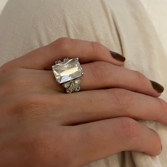 Silver ring size 6 - Picture 1 of 2